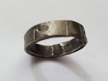 Load image into Gallery viewer, Stainless Steel ring, Chiseled Eye Pattern