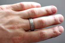 Load image into Gallery viewer, Damascus Steel Ring