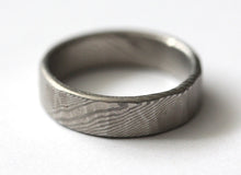 Load image into Gallery viewer, Damascus Steel Ring