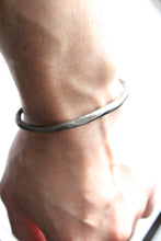 Load image into Gallery viewer, Thin Titanium Cuff Bracelet